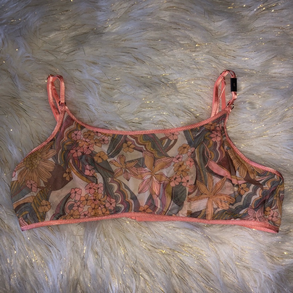 Victoria Secret Womens Bra Coral Floral  Size L